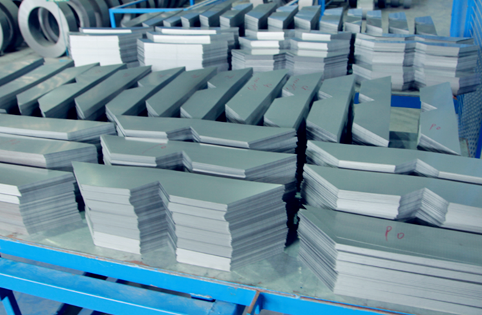 油浸式變壓器組成部分和各部分的作用 油浸式變壓器組成部分和各部分的作用